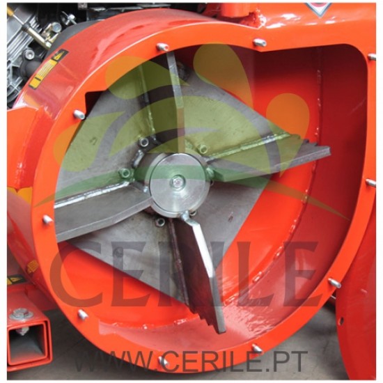 ASPIRADOR DE FOLHAS INDUSTRIAL CARAVAGGI JUMBO