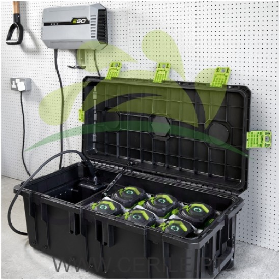 CAIXA DE CARREGAMENTO (6 PORTAS) EGO POWER CHU6000 + CARREGADOR CHV1600E